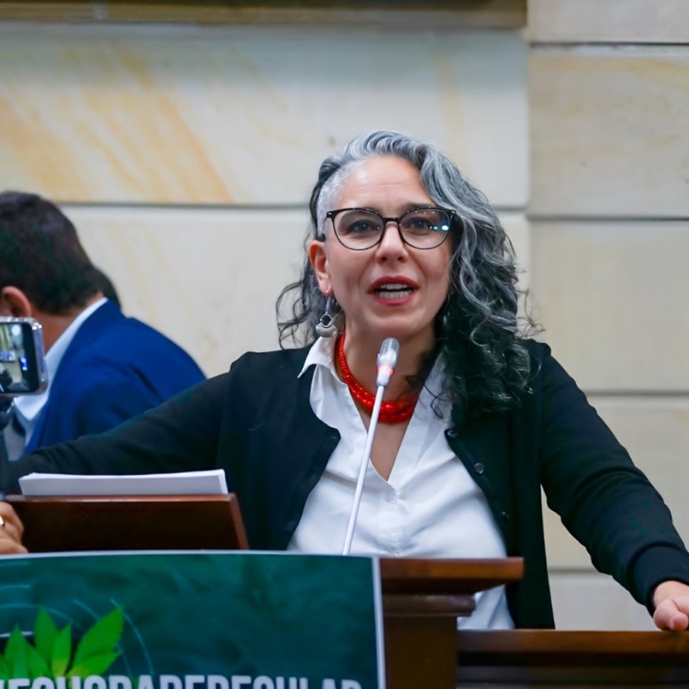 5384B9C7-F515-4D78-A039-B9B50CB5AE0B